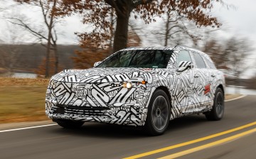 Итальянская лодка разбилась о быт: показан ходовой прототип Acura ZDX