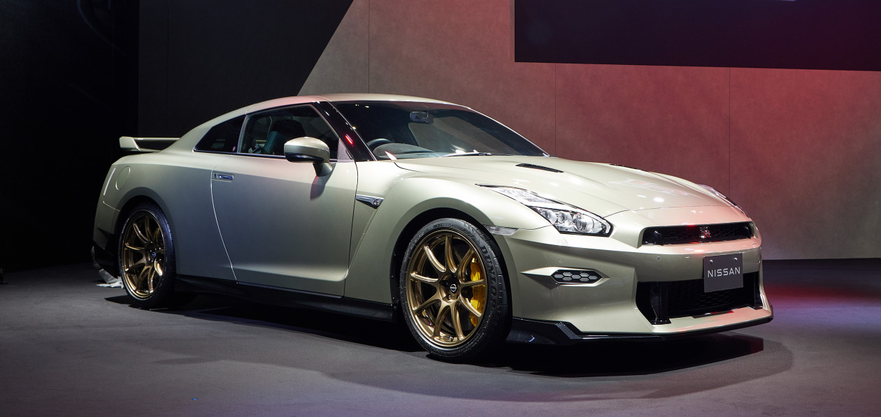 Представлен обновленный Nissan GT-R