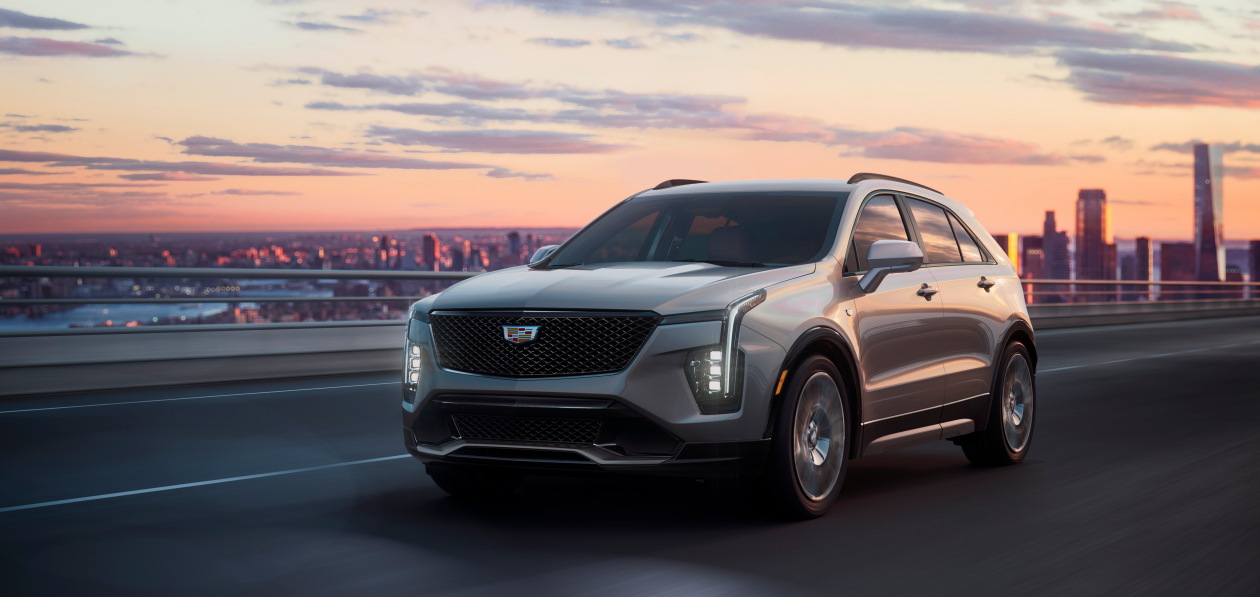 Cadillac XT4 получил широкий экран от Lyriq и футуристичный дизайн
