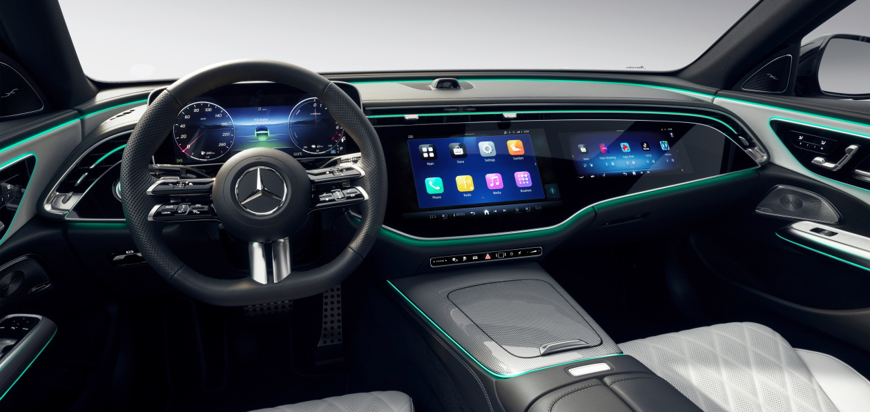 Superscreen вместо Hyperscreen: Mercedes-Benz показал интерьер нового E-Class