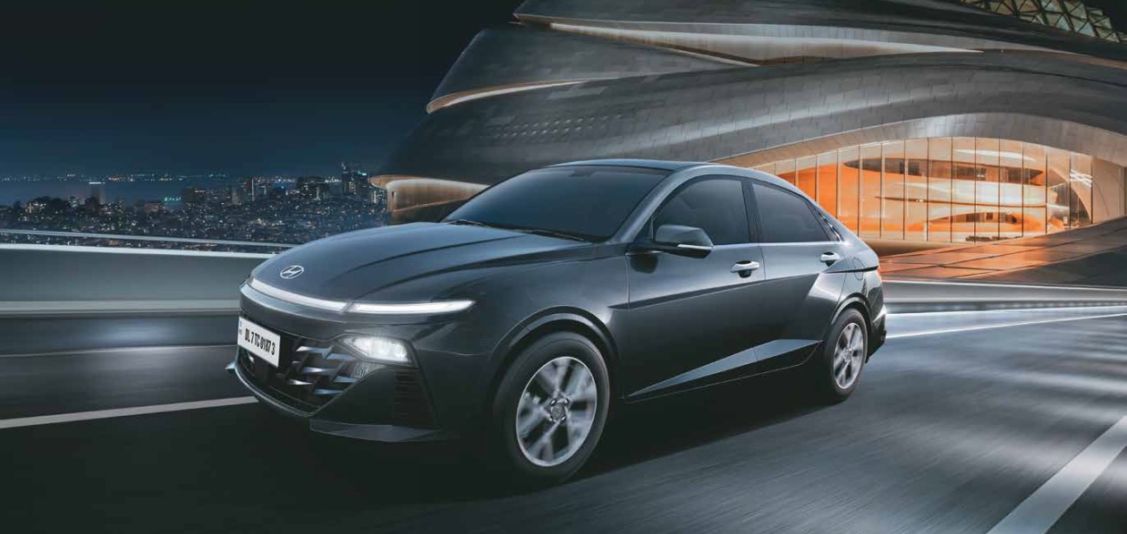 Новое поколение Hyundai Verna представили в Индии
