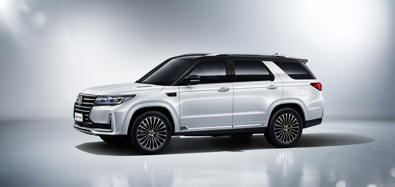 Флагманский кроссовер Changan CS95 дебютировал в России