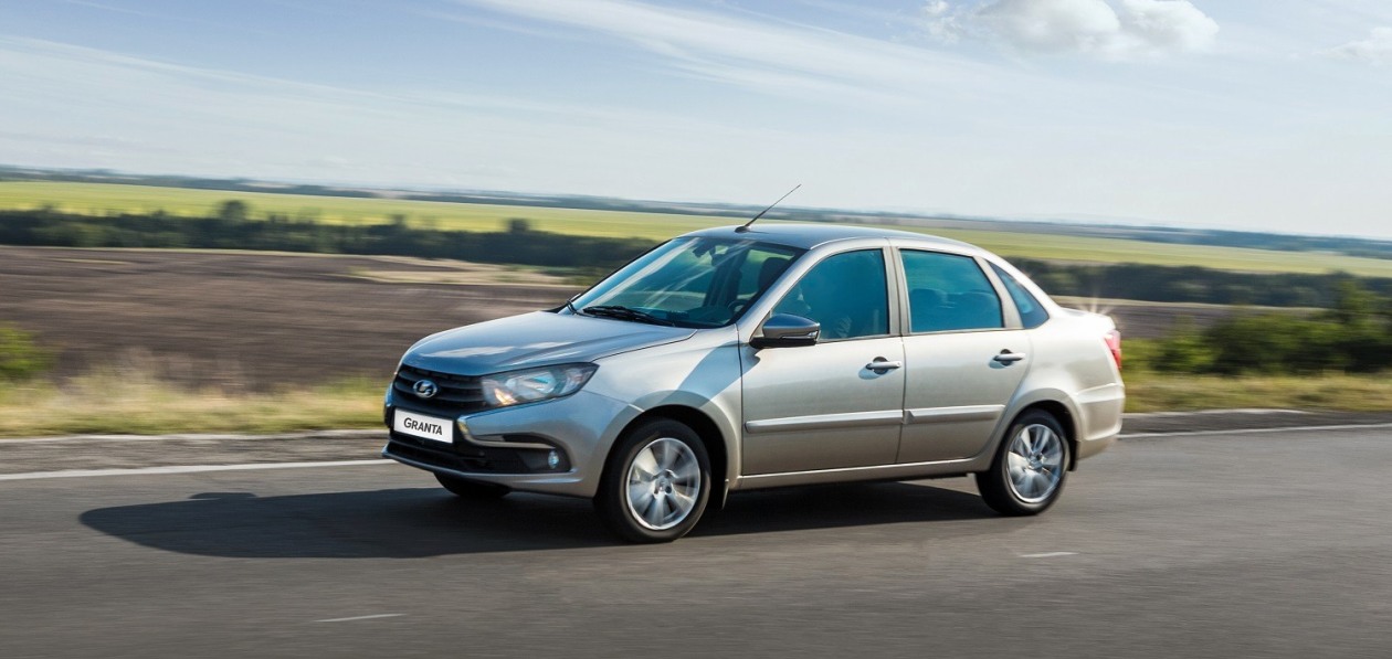 Lada Granta с 16-клапанным мотором поступила в продажу