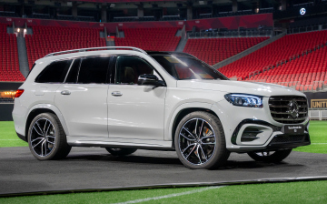Обновленному Mercedes-Benz GLS не поменяли даже фары