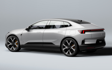 Новое кросс-купе Polestar 4 отказалось от заднего стекла