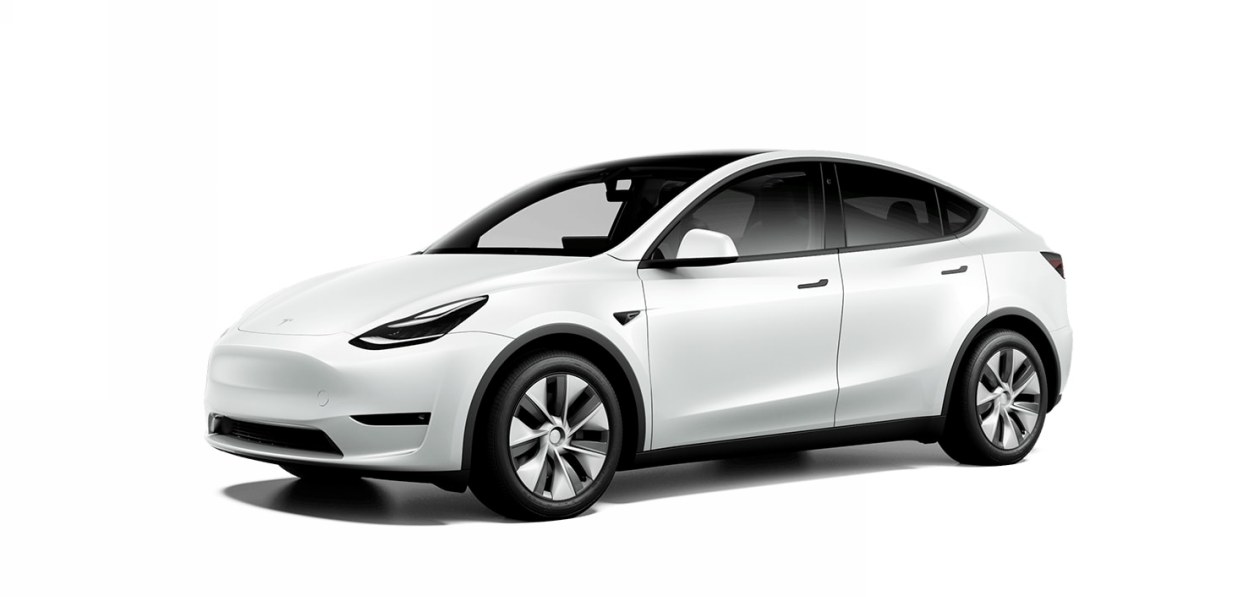 У кроссовера Tesla Model Y появилась базовая версия с продвинутыми батареями 4680