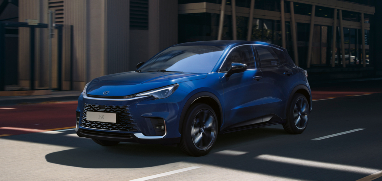 Новый LBX стал самым маленьким Lexus в истории