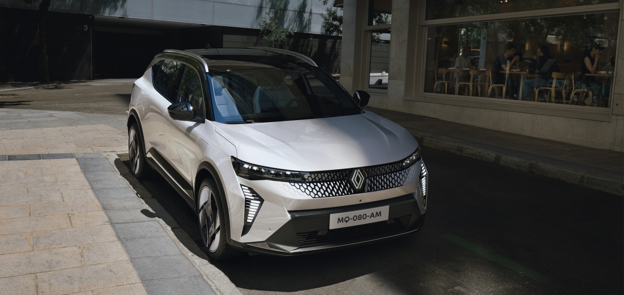 Renault показал Scenic E-Tech нового поколения