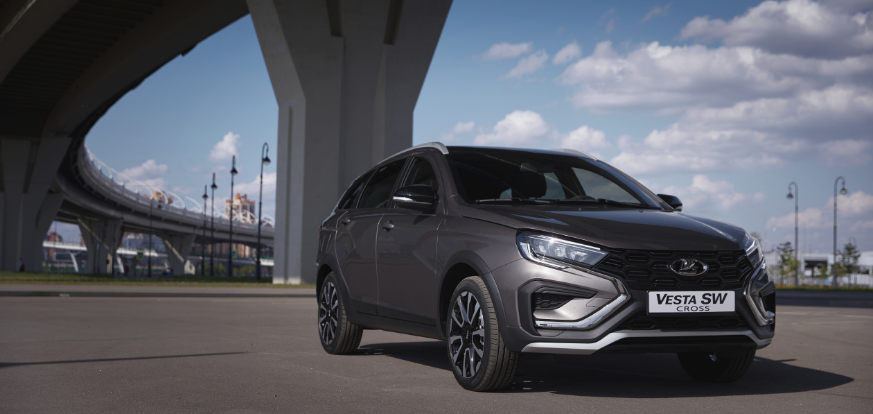 Стартовало производство топ-версий Lada Vesta SW и SW Cross