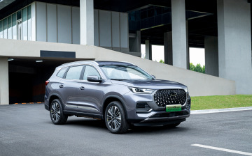 Новые подзаряжаемые гибриды Chery появятся в России в ноябре