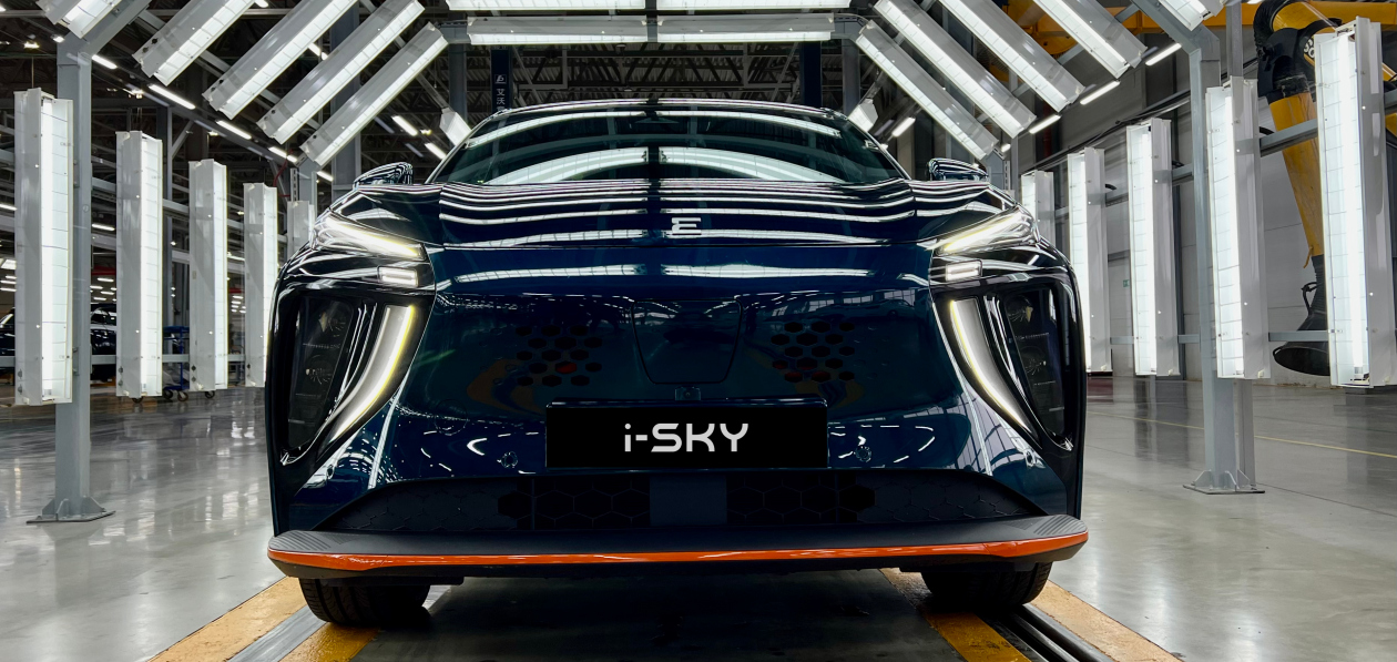 На «Моторинвесте» началось производство электрокроссовера Evolute i-Sky