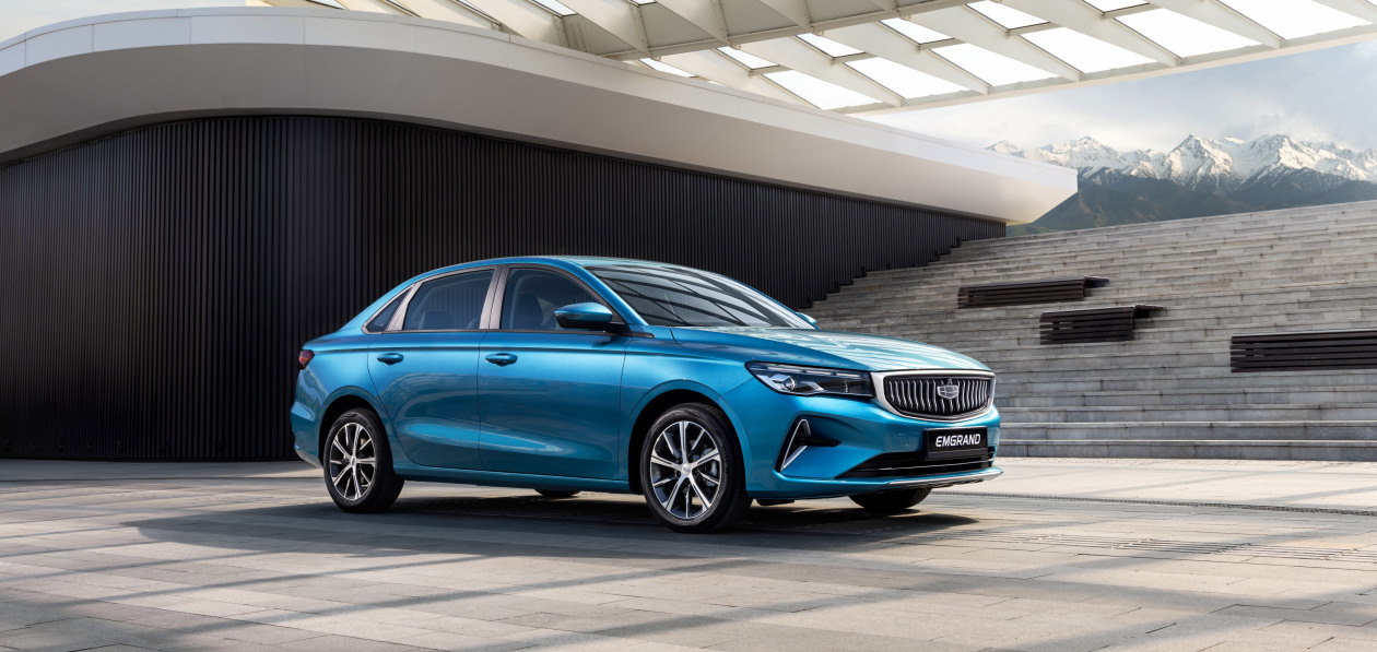 Седан Geely Emgrand поступил в продажу в России