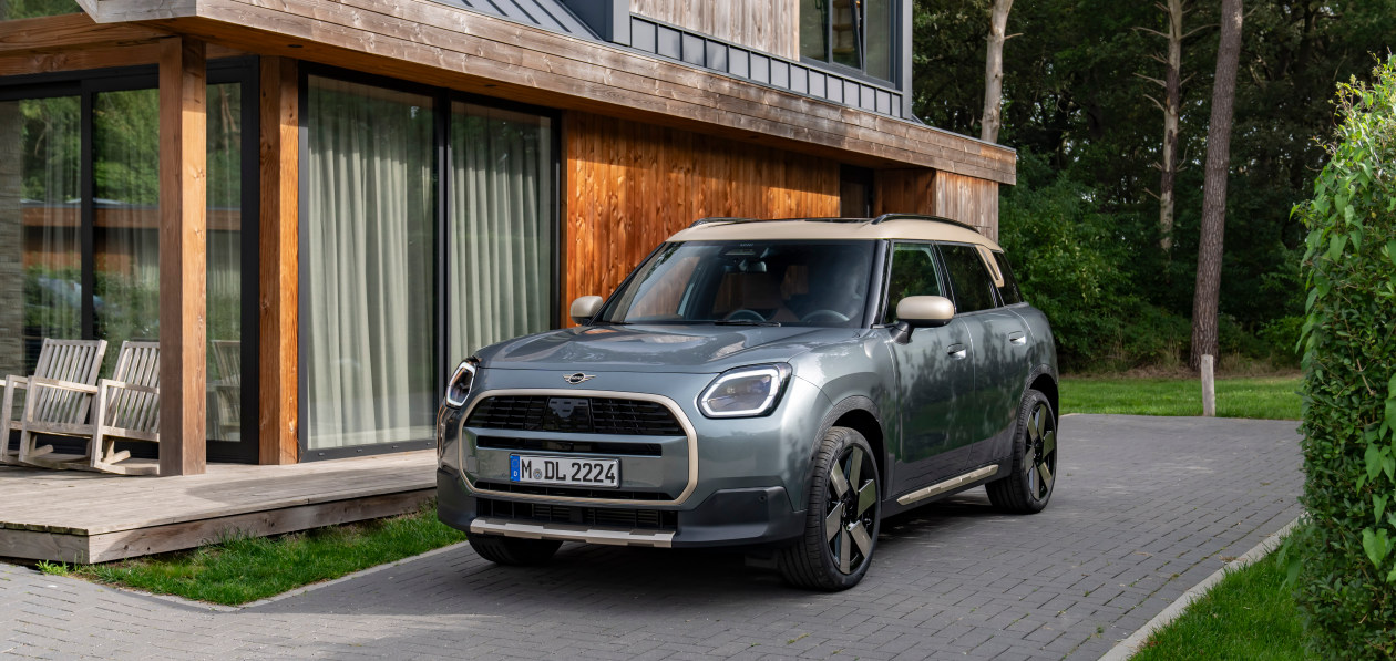 Mini рассекретил новый Countryman C