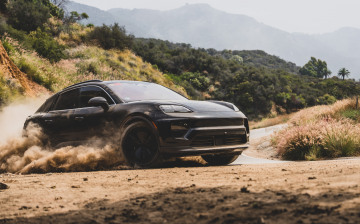Porsche тестирует электрический Macan