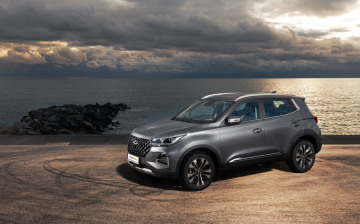 Chery раскрыла подробности о Tiggo 4 Pro 18 years edition