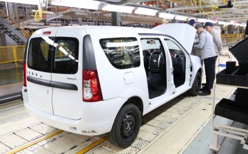 «АвтоВАЗ» начал тестовую сборку пассажирских версий Lada Largus