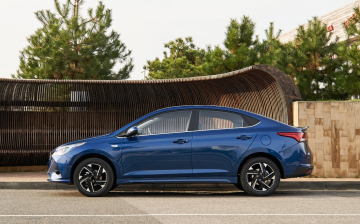 Стала известна цена нового седана Solaris HS