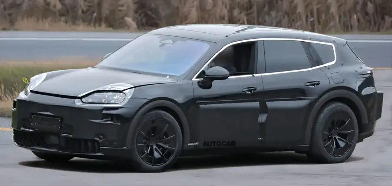 Porsche тестирует новый электрокроссовер