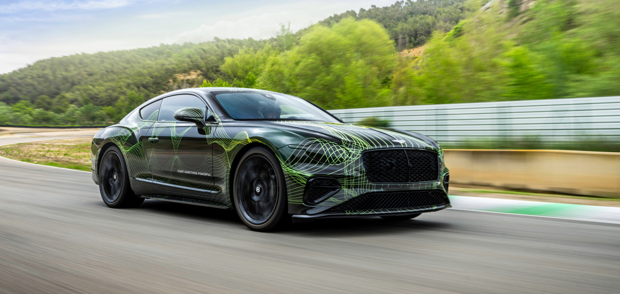 Bentley готовит к премьере новый Continental GT