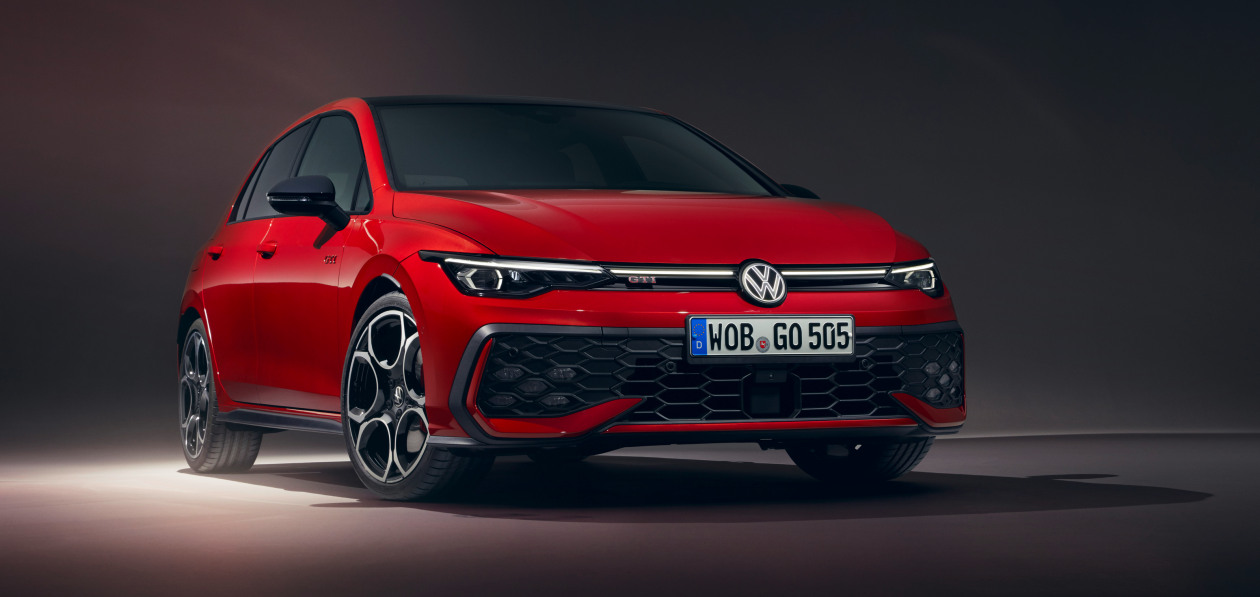 Volkswagen оценил в евро обновленный Golf GTI