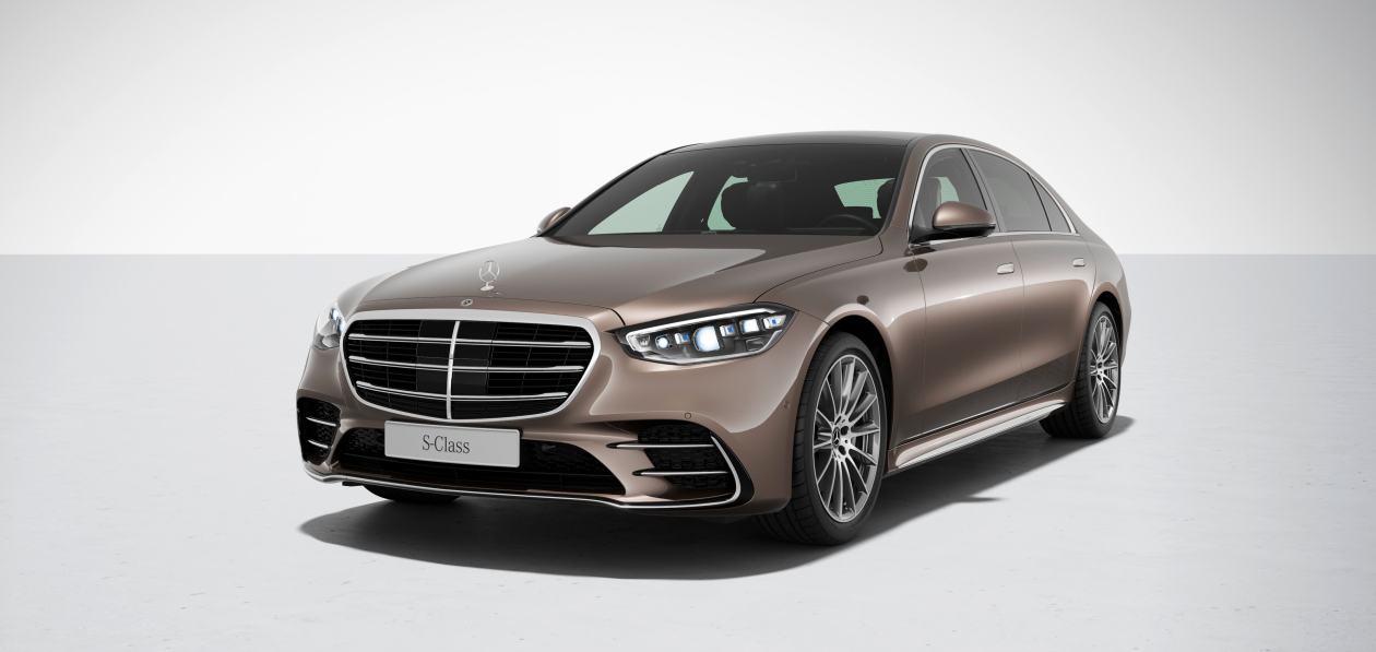 Mercedes показал обновленный S-Class
