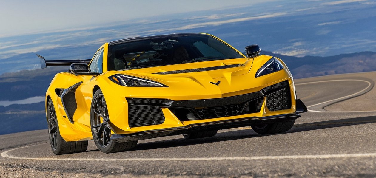 Chevrolet представил самый мощный Corvette в истории