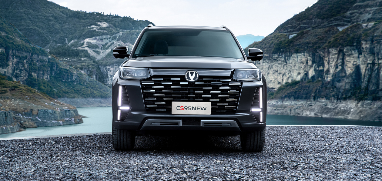 Changan CS95 получил «зимний» пакет опций для России