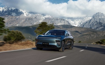 Exlantix анонсировал кроссовер ET для России