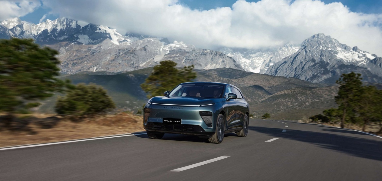 Exlantix анонсировал кроссовер ET для России