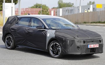 Kia тестирует в Европе новый Ceed