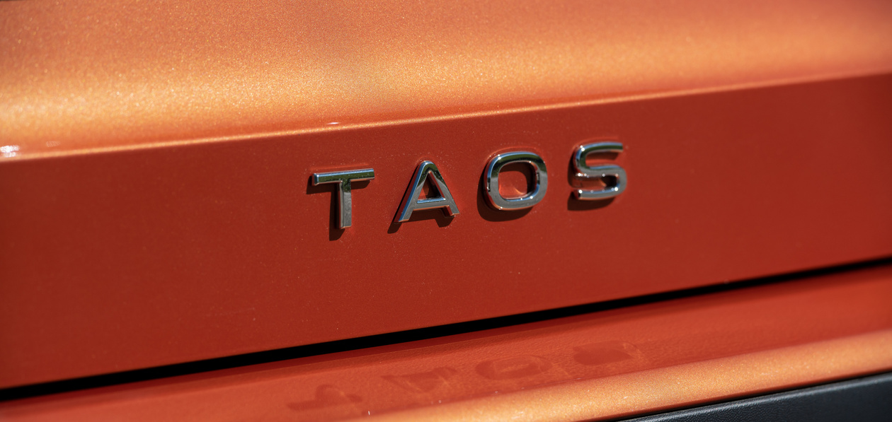 Volkswagen представил обновленный Taos
