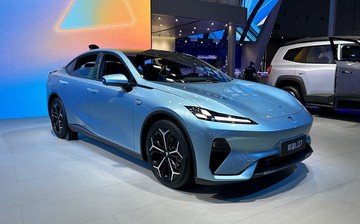 В Китае представили новый седан Deepal L07