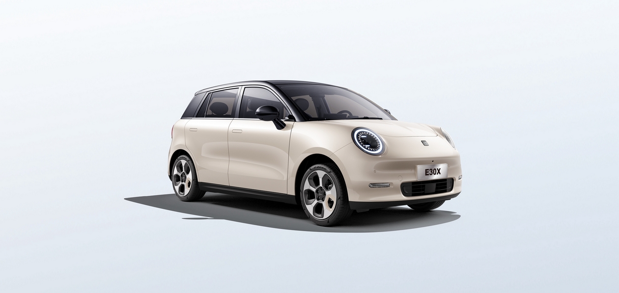 В Россию может приехать электромобиль JAC