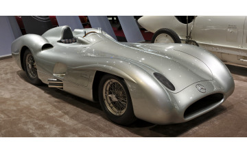 Mercedes Фанхио и Мосса может уйти с молотка по рекордной цене