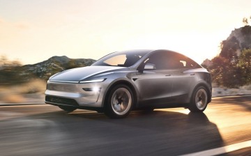 Обновленная Tesla Model Y поступила в продажу в Северной Америке и Европе
