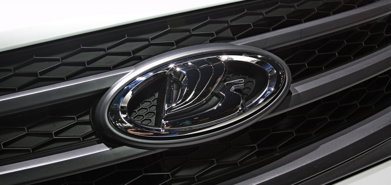 АвтоВАЗ назвал дату премьеры новой версии Lada Vesta