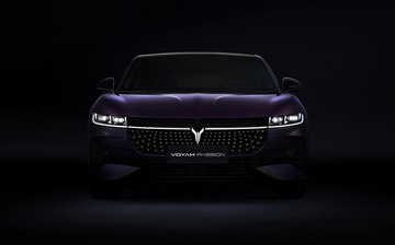 Voyah анонсировал гибридный седан для России