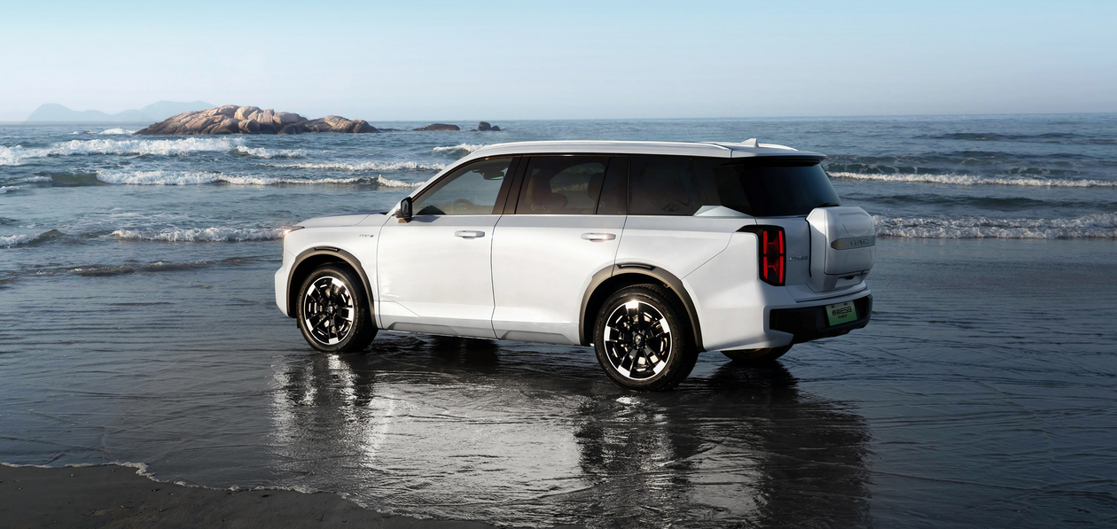 GAC рассекретил новую спецверсию кроссовера GS8