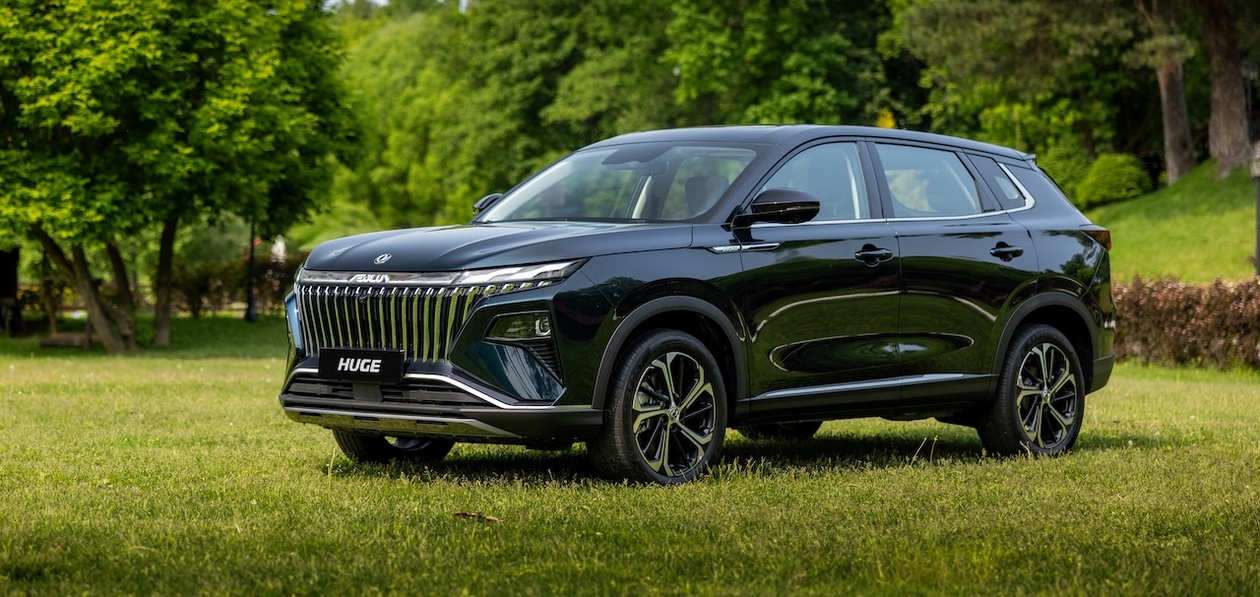 Dongfeng Huge оценили в рублях