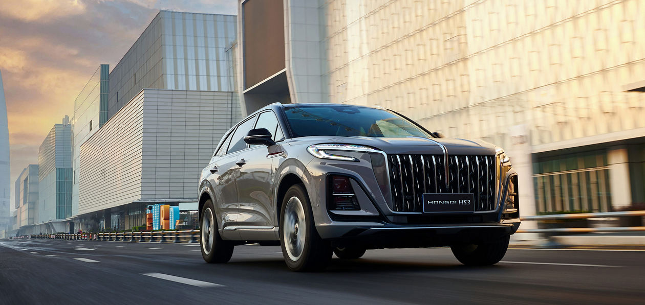 В Китае представили новый Hongqi HS3 PHEV