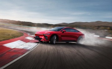 Exeed Exlantix ES получил спортивную версию