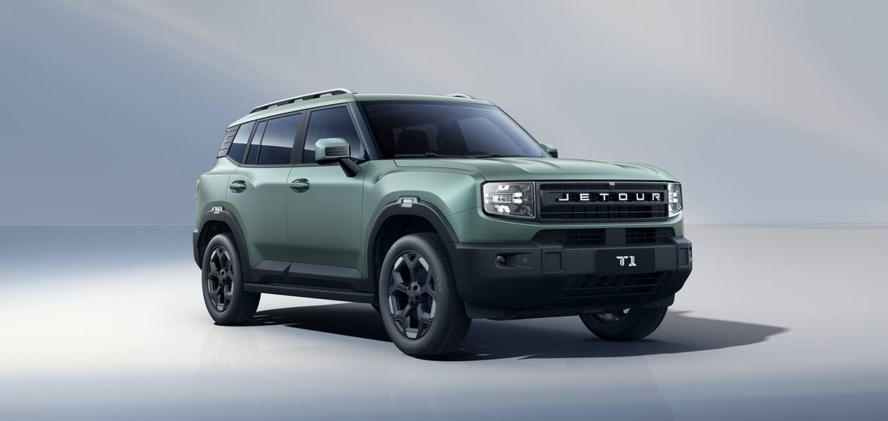 Jetour рассекретил салон нового T1