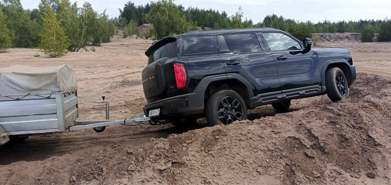 Haval испытал кроссовер H3 с фаркопом на российских дорогах