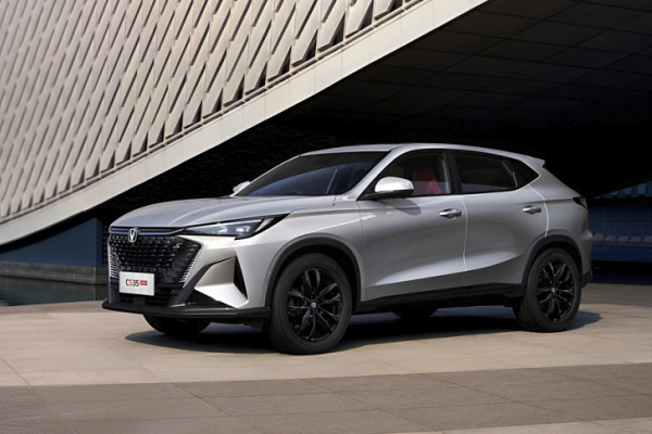 Changan CS35 переходит в «Макс»