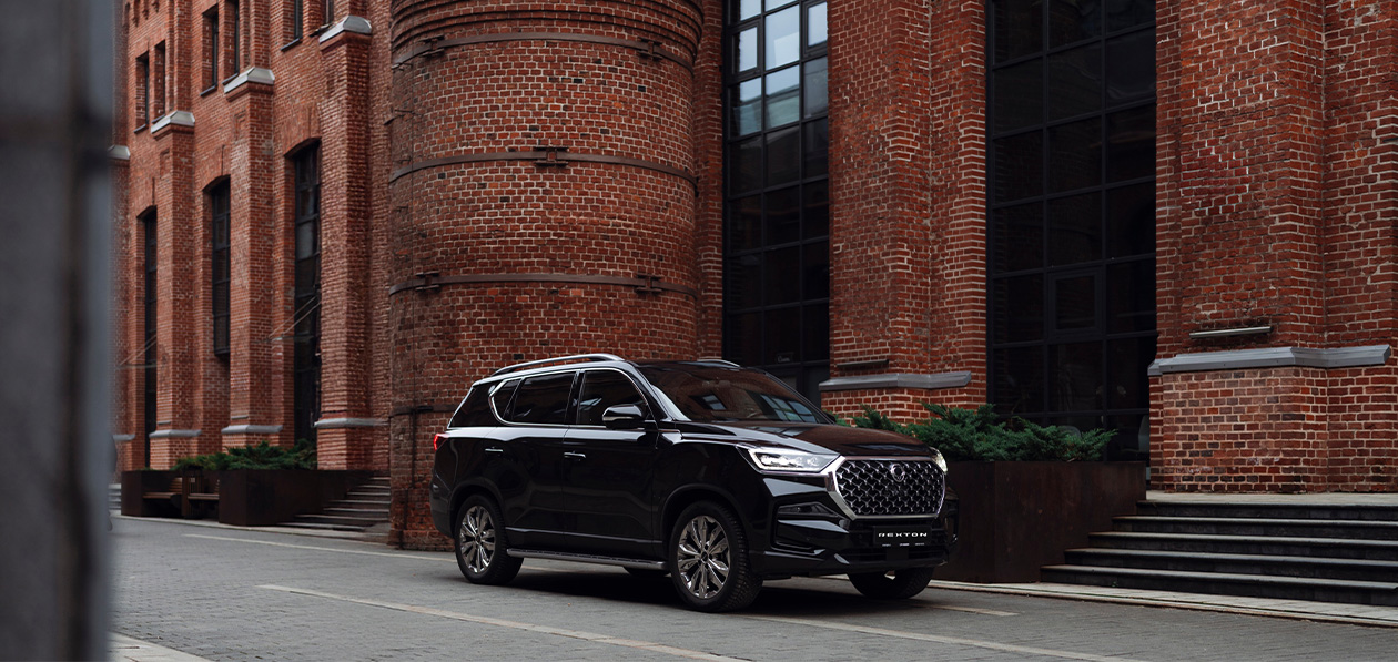 Стартовали продажи семиместного KGM Rexton