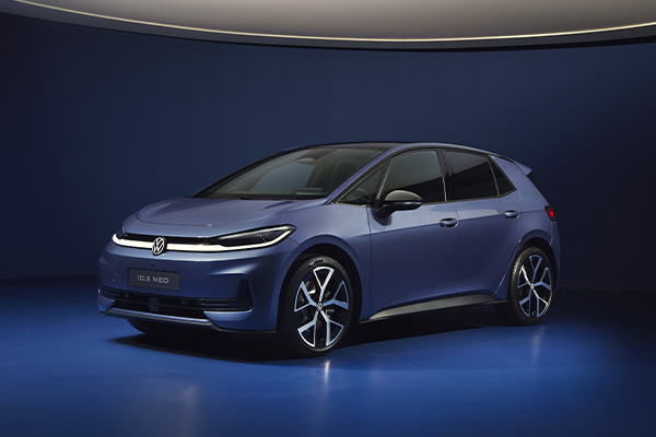 Что выбрал Нео: «Фольксваген» показал синего преемника модели ID.3