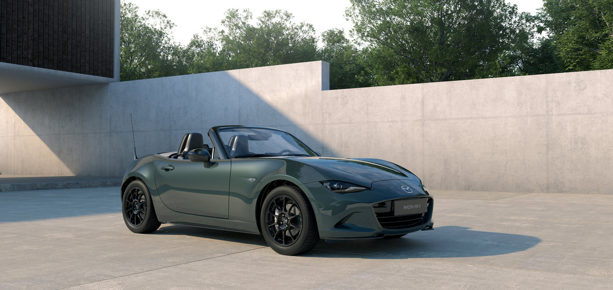 Mazda готовит к премьере новый родстер MX-5