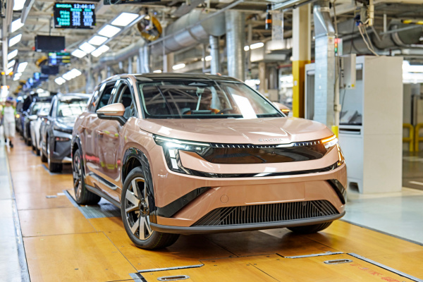 Skoda запустила производство семиместного электрокроссовера Peaq