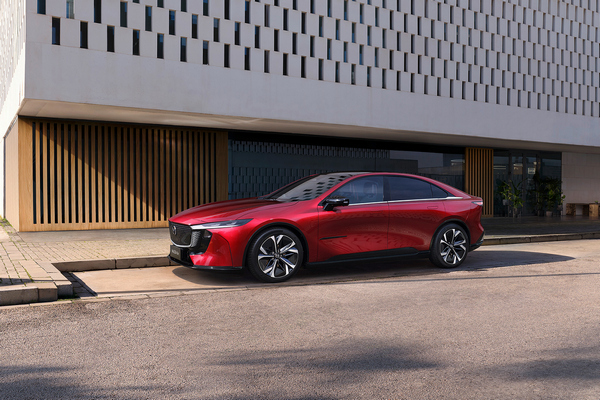 Mazda 6e проедет 560 км на одном заряде