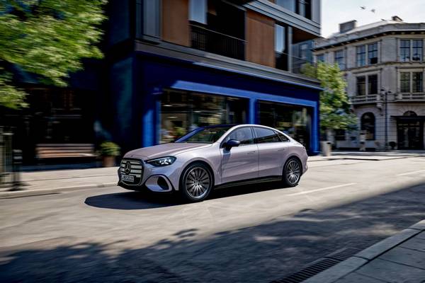 Mercedes-Benz открыла заказы на электрический C 300 4MATIC